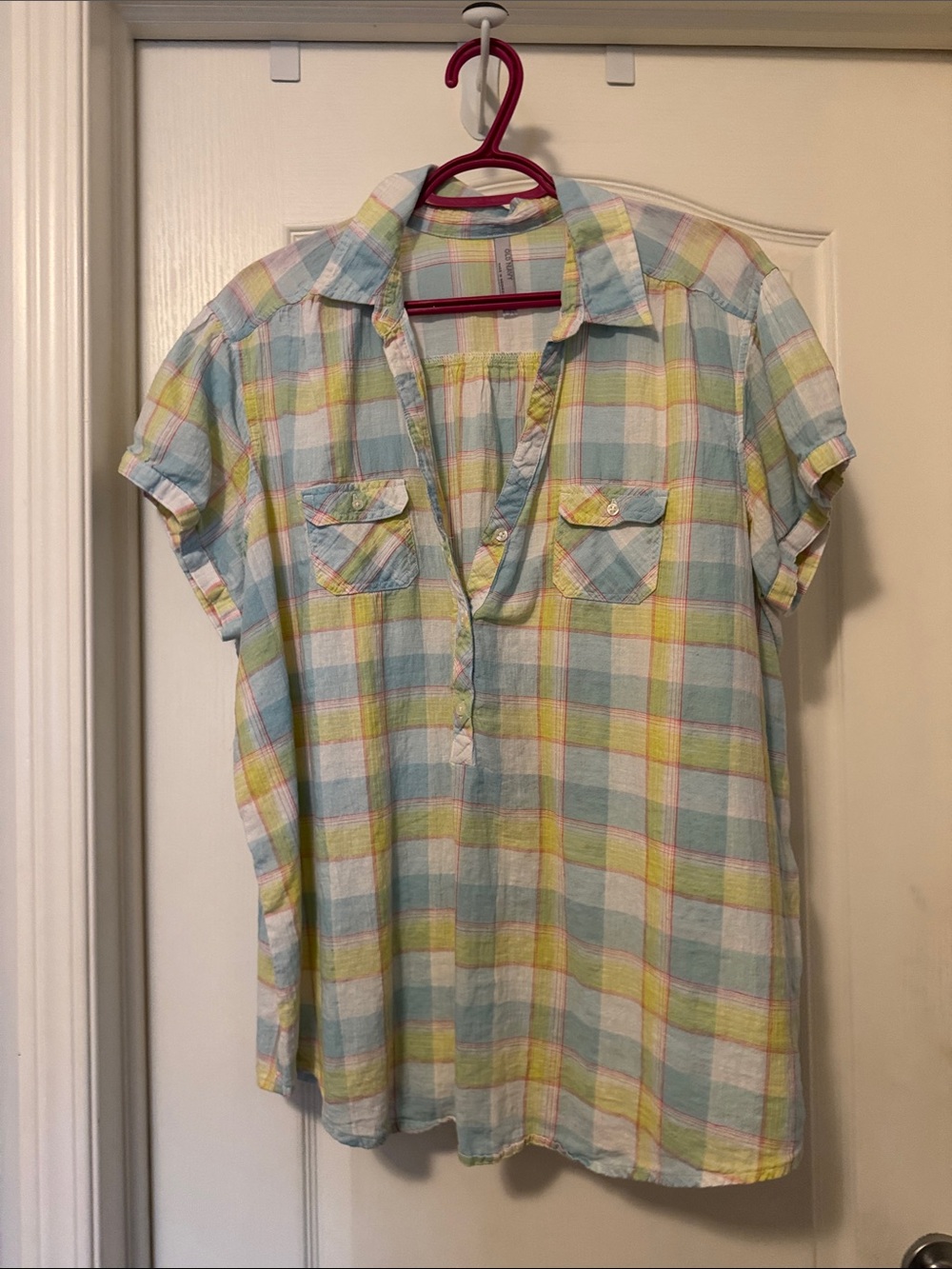 Old Navy Pastel Blue and Yellow Plaid Short Sleeve Button-Front Shirt